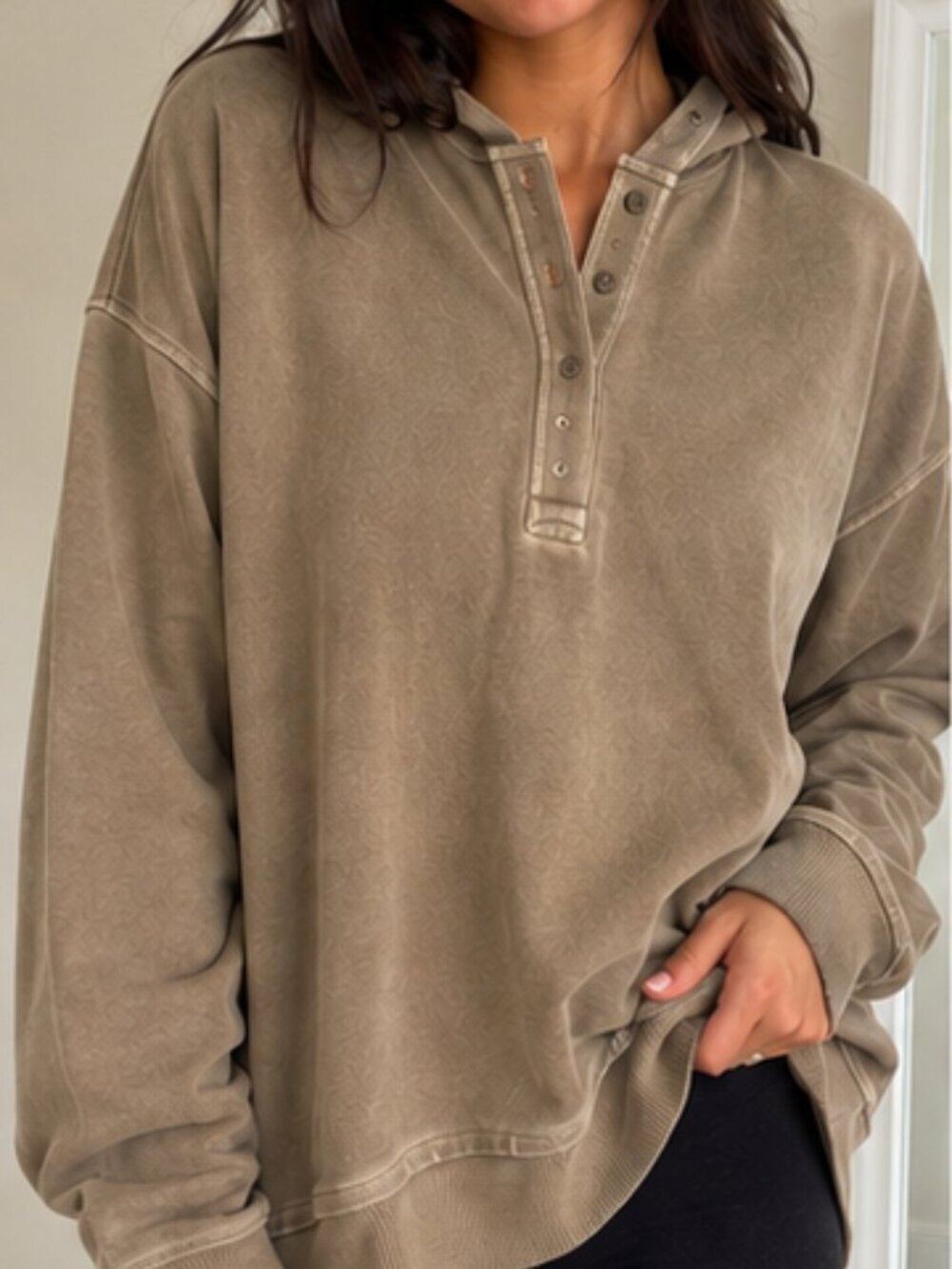 Aerie medium heavy hooded sweater
